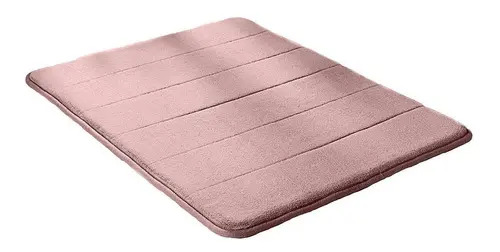 Tapetes para banheiro antiderrapante coloridos e modernos no piso do banheiro